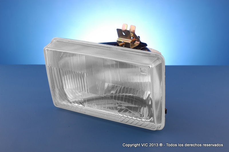OPTICA VIC (650) DERECHO - FORD TAUNUS MK2 81/84