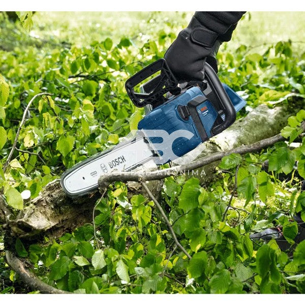 MOTOSIERRA INALÁMBRICA BOSCH GKE 18V-40 1 HOJA SABLE 06008D3000