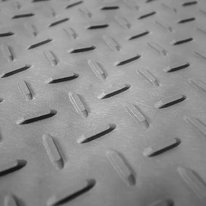 ALFOMBRA DE PVC PARA BAUL NEGRA 110CM X 140CM - TROQUELADA PARA RECORTAR Y ADAPTAR A TODOS LOS VEHICULOS
